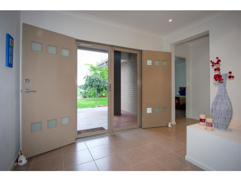 3 Highgrove Drive, Sunbury VIC 3429