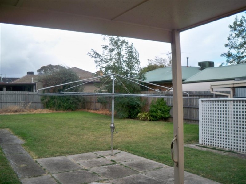 298 WATERLOO ROAD, Glenroy VIC 3046