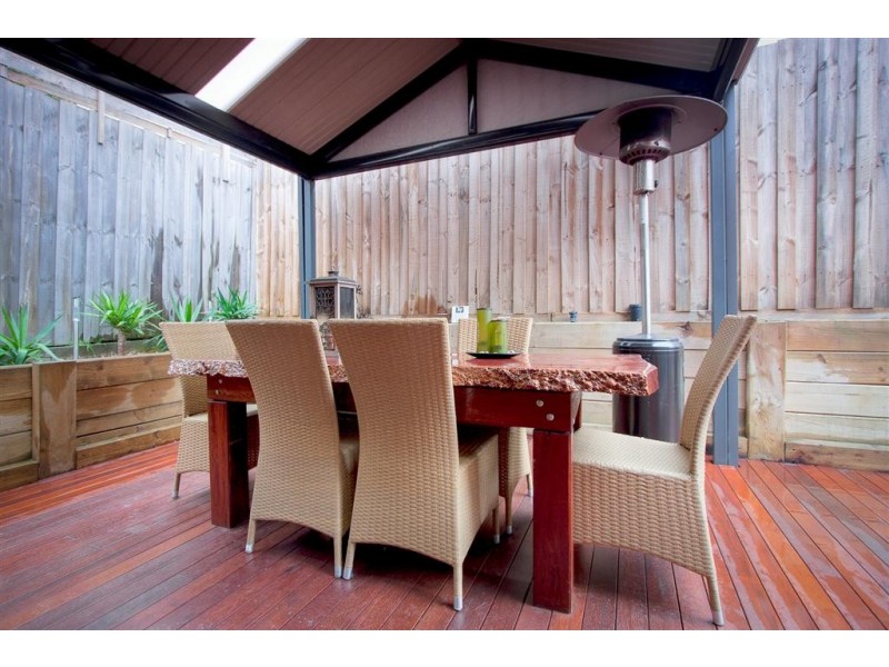2/37 Stewarts Lane, Sunbury VIC 3429