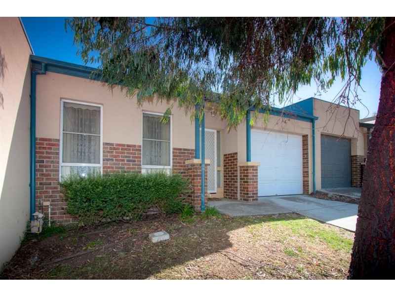 4/37-39 Brook Street, Sunbury VIC 3429