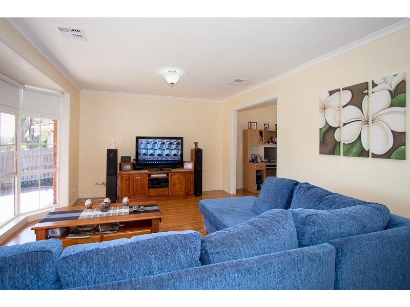 29 Phillip Drive, Sunbury VIC 3429