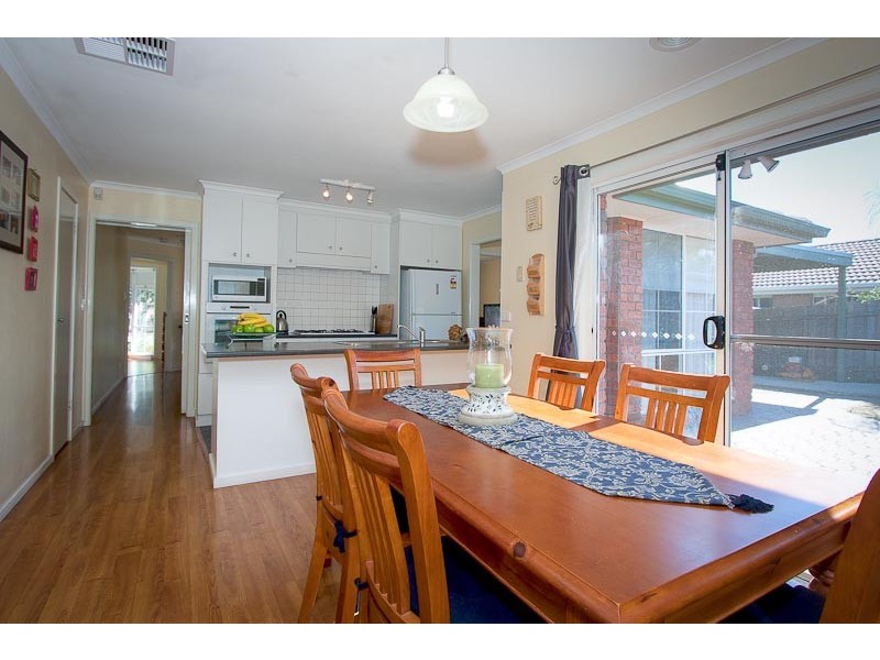 29 Phillip Drive, Sunbury VIC 3429