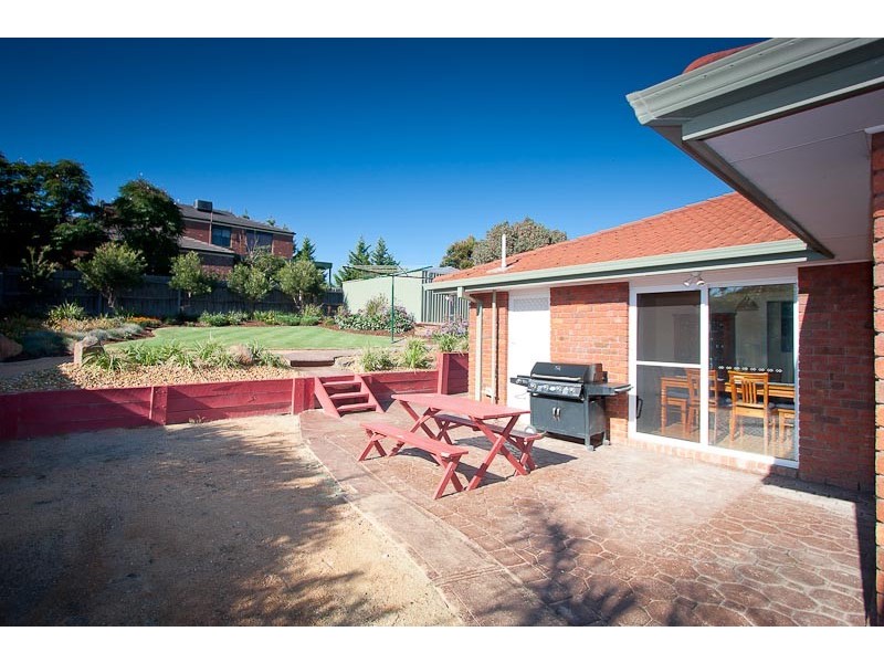 29 Phillip Drive, Sunbury VIC 3429