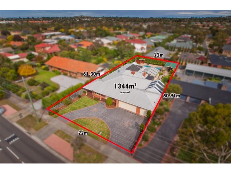 33 Stewarts Lane, Sunbury VIC 3429