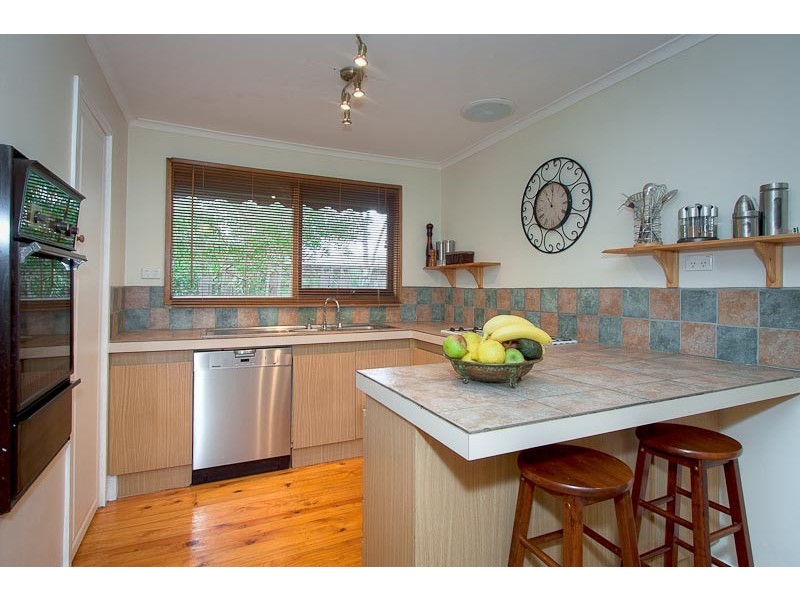 18 McEwen Drive, Sunbury VIC 3429