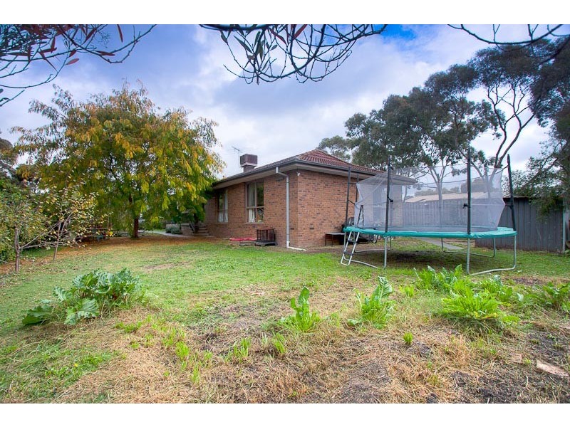 18 McEwen Drive, Sunbury VIC 3429