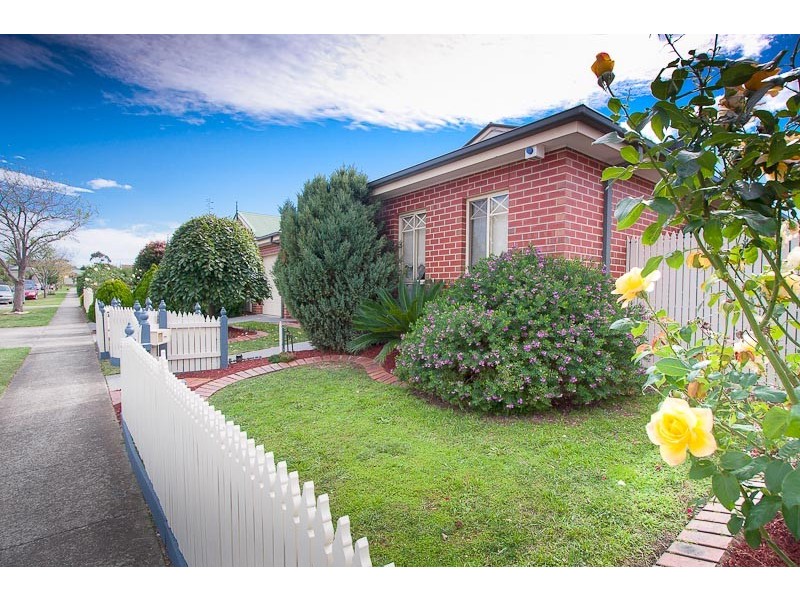 32 Thornton Avenue, Sunbury VIC 3429