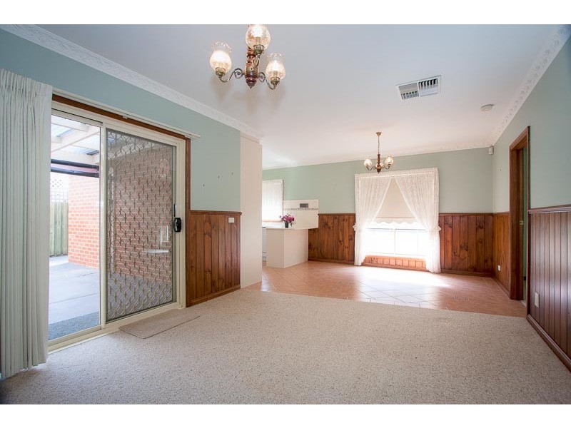 32 Thornton Avenue, Sunbury VIC 3429