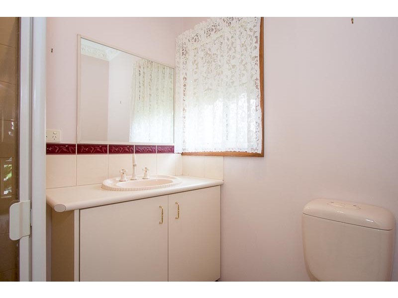 32 Thornton Avenue, Sunbury VIC 3429