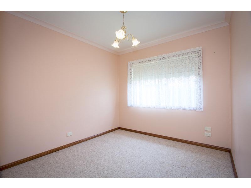32 Thornton Avenue, Sunbury VIC 3429