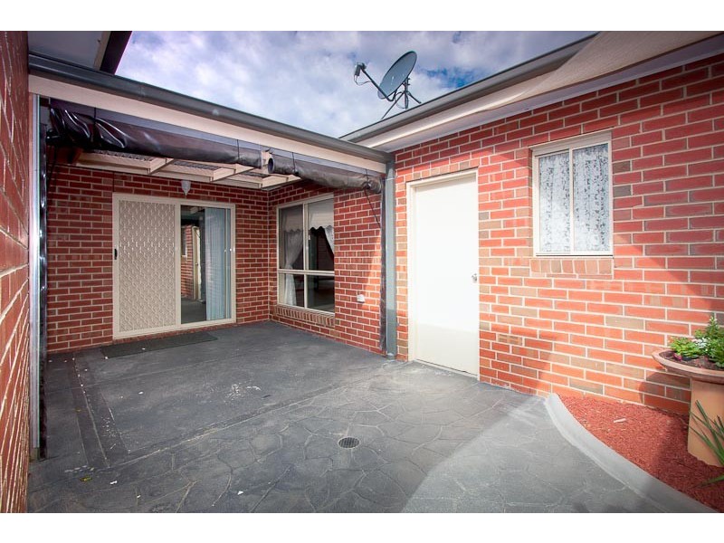 32 Thornton Avenue, Sunbury VIC 3429