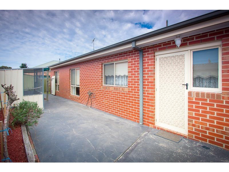 32 Thornton Avenue, Sunbury VIC 3429