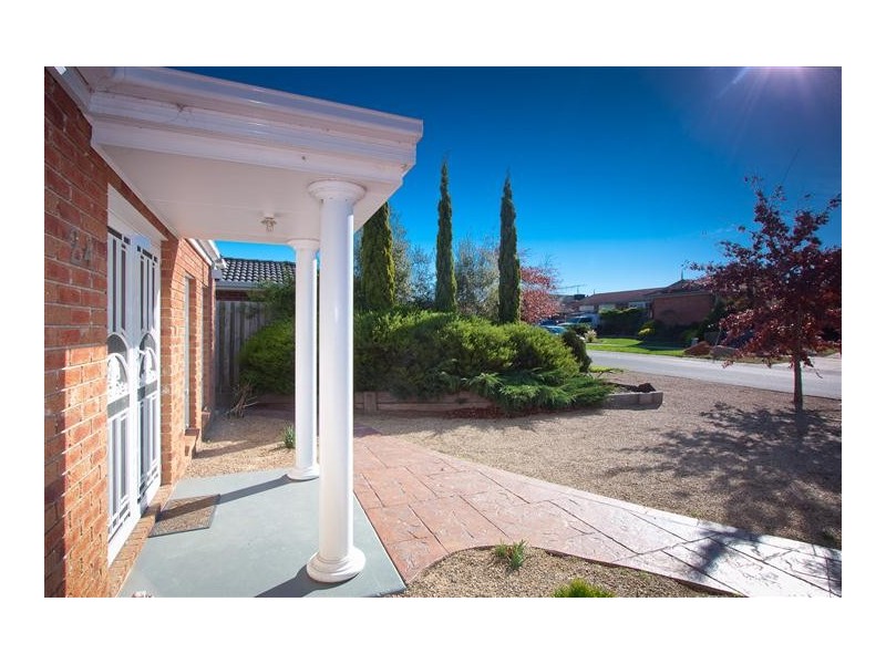 24 Noble Way, Sunbury VIC 3429