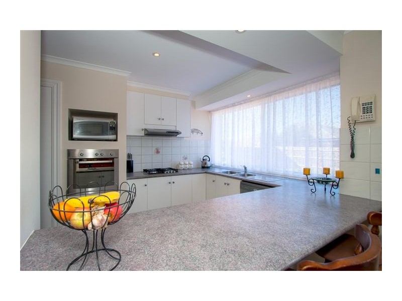 24 Noble Way, Sunbury VIC 3429