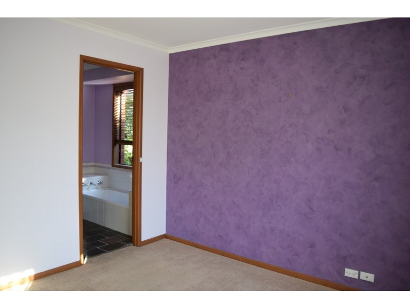 27 Westward Ho Drive, Sunbury VIC 3429