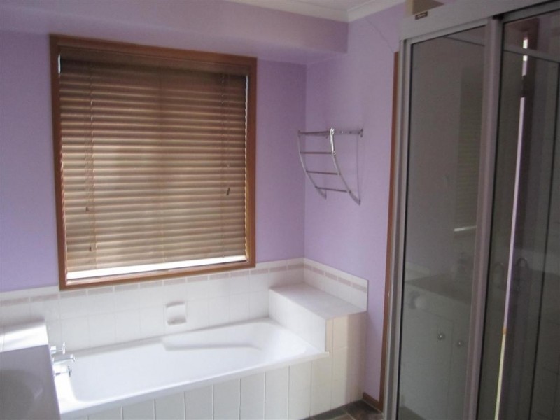 27 Westward Ho Drive, Sunbury VIC 3429