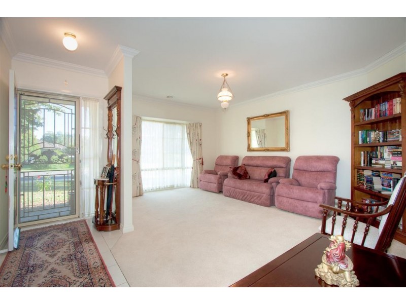 31 Vaughan Street, Sunbury VIC 3429