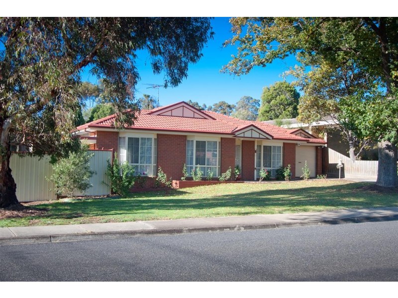 31 Vaughan Street, Sunbury VIC 3429