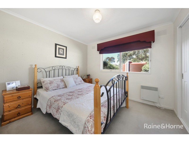 33 McEwen Drive, Sunbury VIC 3429