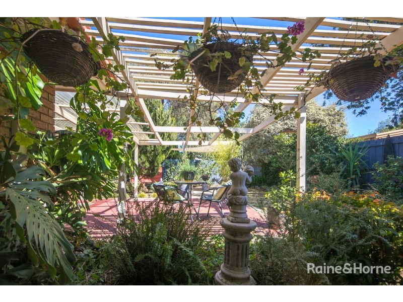 33 McEwen Drive, Sunbury VIC 3429