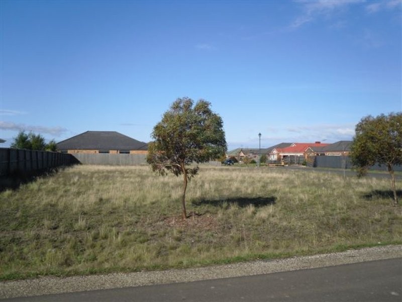 84 The Skyline, Sunbury VIC 3429