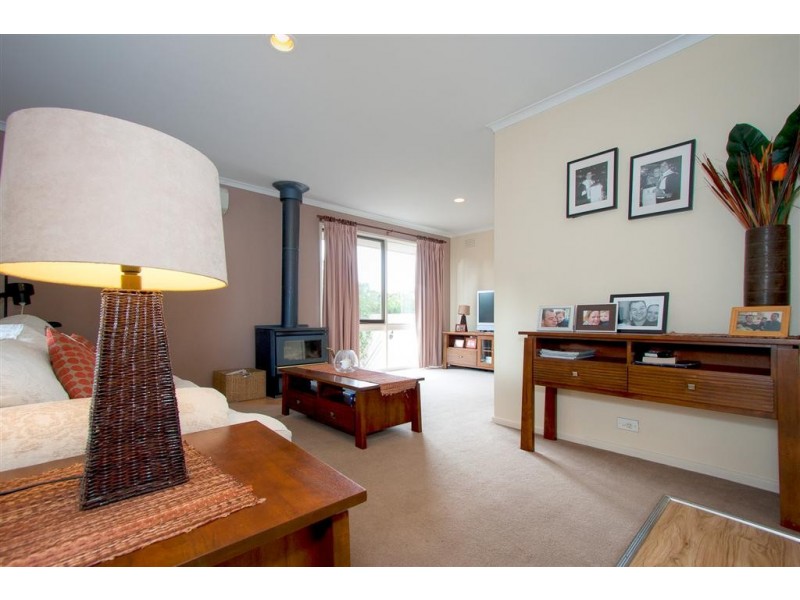 5 Monterey Court, Sunbury VIC 3429