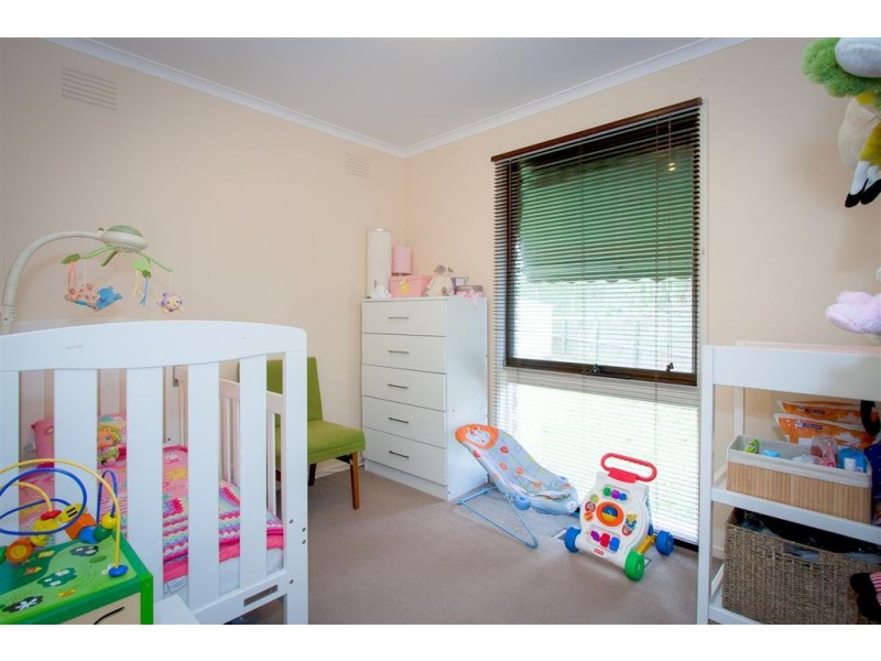 5 Monterey Court, Sunbury VIC 3429