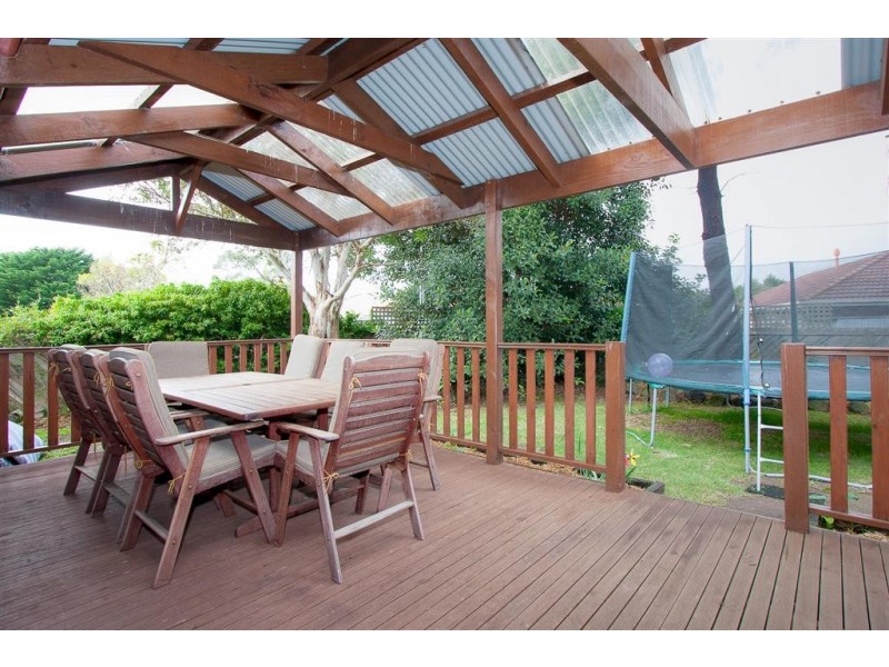 5 Monterey Court, Sunbury VIC 3429