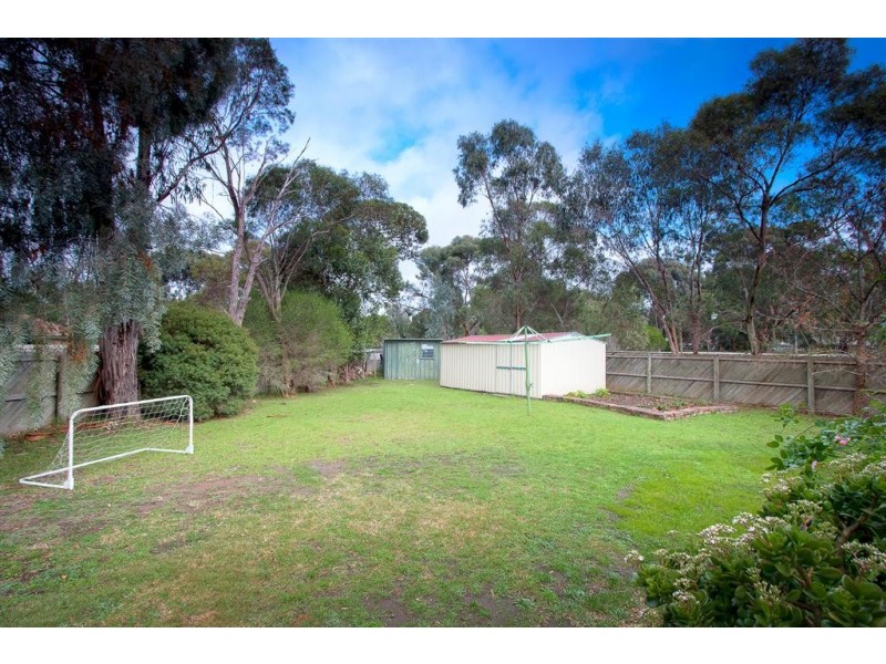 5 Monterey Court, Sunbury VIC 3429