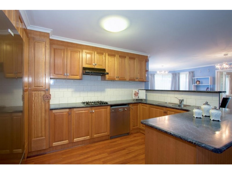 25 Rees Road, Sunbury VIC 3429