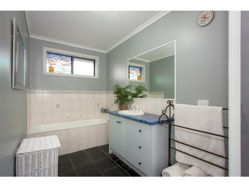 25 Rees Road, Sunbury VIC 3429