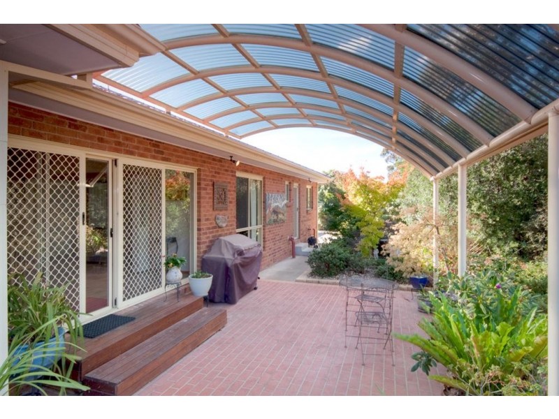 24 Yellow Gum Boulevard, Sunbury VIC 3429