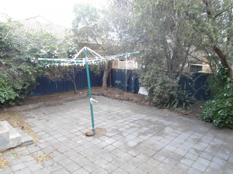 17 BLAXLAND DRIVE, Sunbury VIC 3429