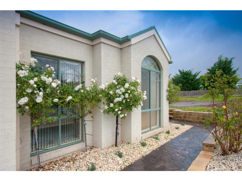 1 Old Winery Road, Sunbury VIC 3429