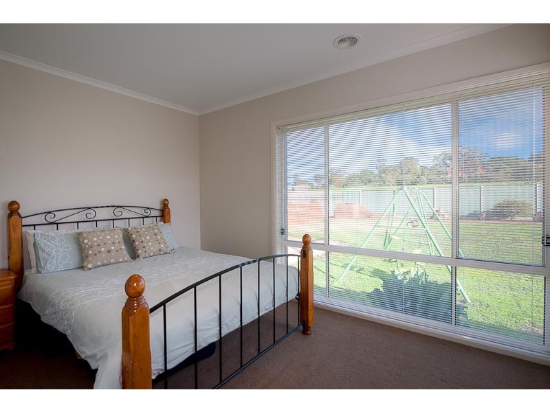 7 Highdale Close, Sunbury VIC 3429
