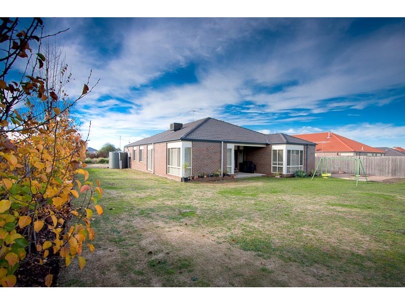 7 Highdale Close, Sunbury VIC 3429