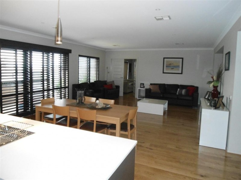 3 NOTTINGHILL RISE, Sunbury VIC 3429