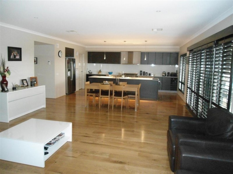 3 NOTTINGHILL RISE, Sunbury VIC 3429
