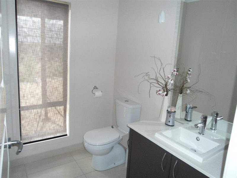 3 NOTTINGHILL RISE, Sunbury VIC 3429