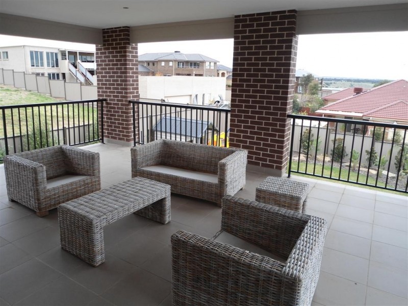 3 NOTTINGHILL RISE, Sunbury VIC 3429