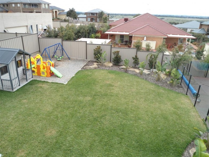 3 NOTTINGHILL RISE, Sunbury VIC 3429
