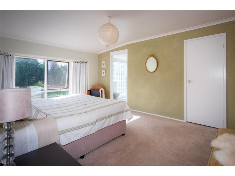 25 Emu Creek Road, Wildwood VIC 3429