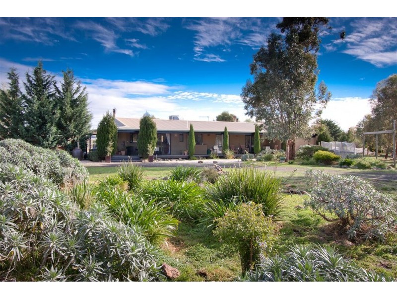 25 Emu Creek Road, Wildwood VIC 3429