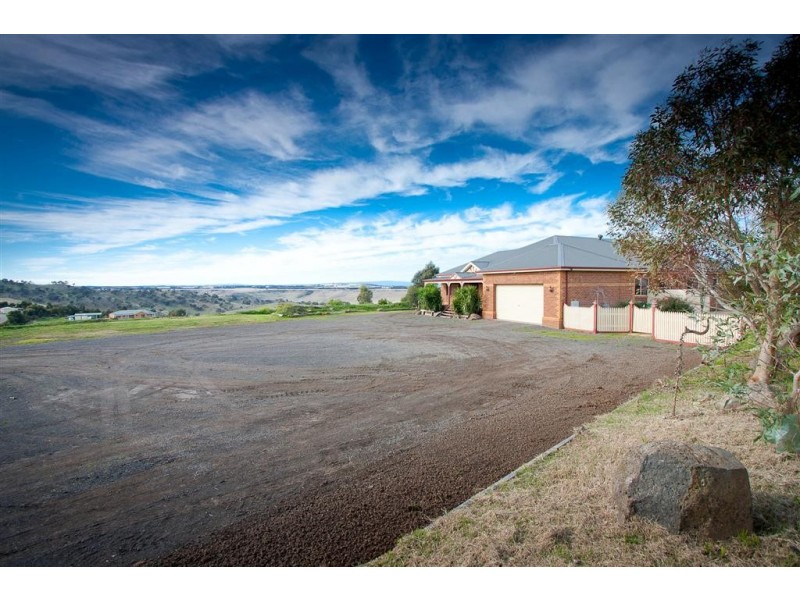 55 Williams Rise, Sunbury VIC 3429