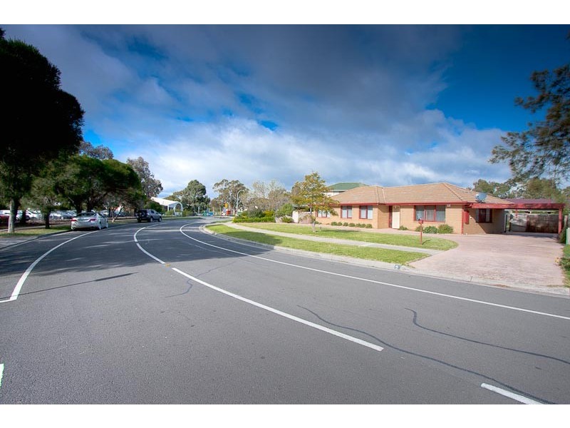 9 Gullane Drive, Sunbury VIC 3429