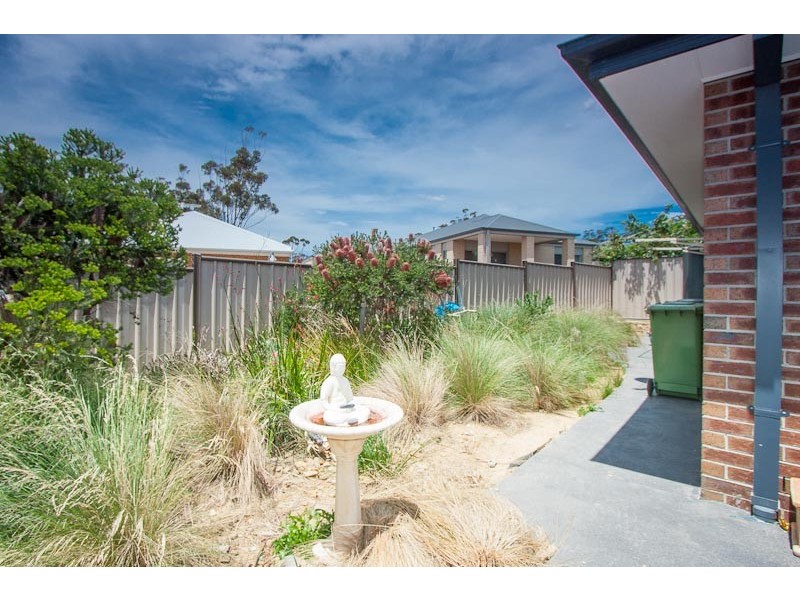 9 Golf Links Drive, Sunbury VIC 3429