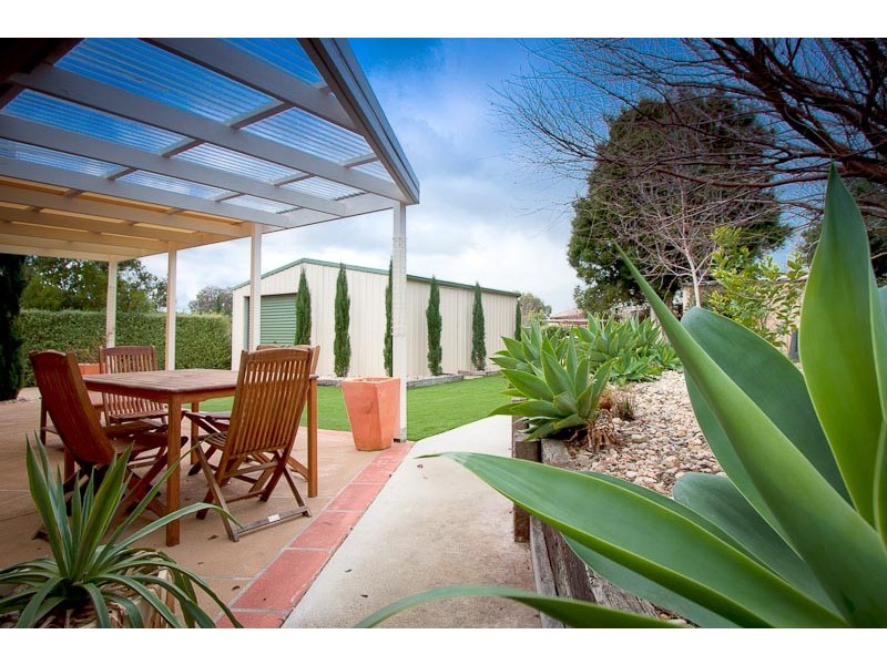 49 Olive Grove, Sunbury VIC 3429