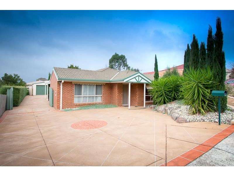 49 Olive Grove, Sunbury VIC 3429