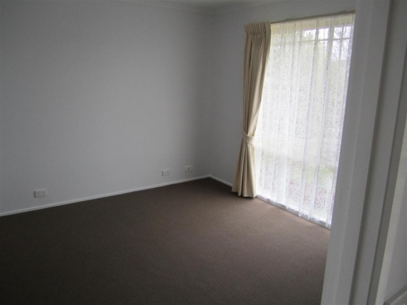 10 DALY CLOSE, Sunbury VIC 3429