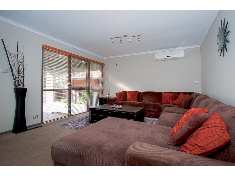 43 Melba Avenue, Sunbury VIC 3429